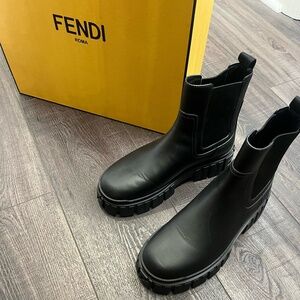 Black Fendi boots brand new